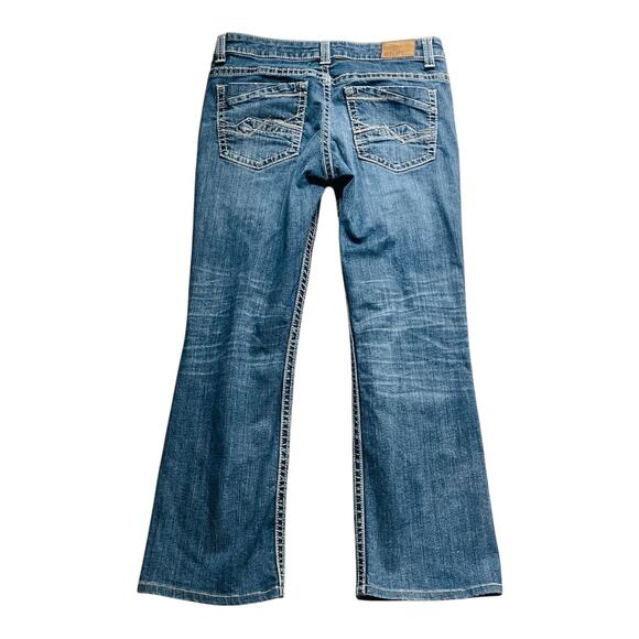 Buckle BKE Payton Women's Medium Wash Boot Cut Stretch Denim Jeans 28S 28x29.5 - Picture 2 of 12